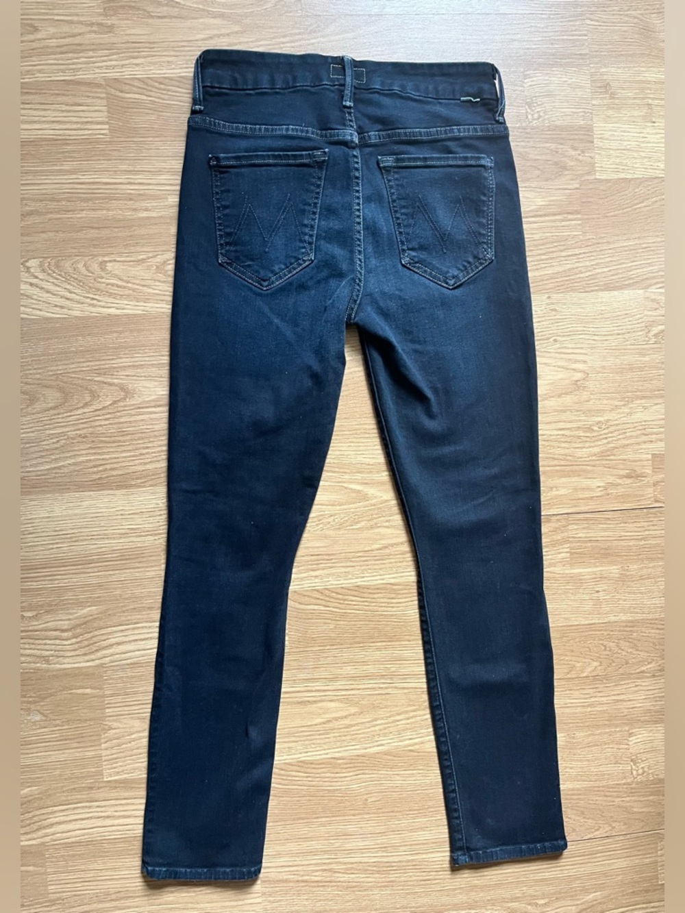 MOTHER High Waisted Looker Petite - Picture 4 of 15